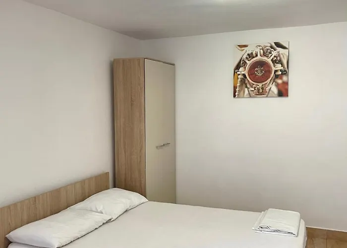 Gemini House Ultracentral 3 Margarete 3* Costinesti